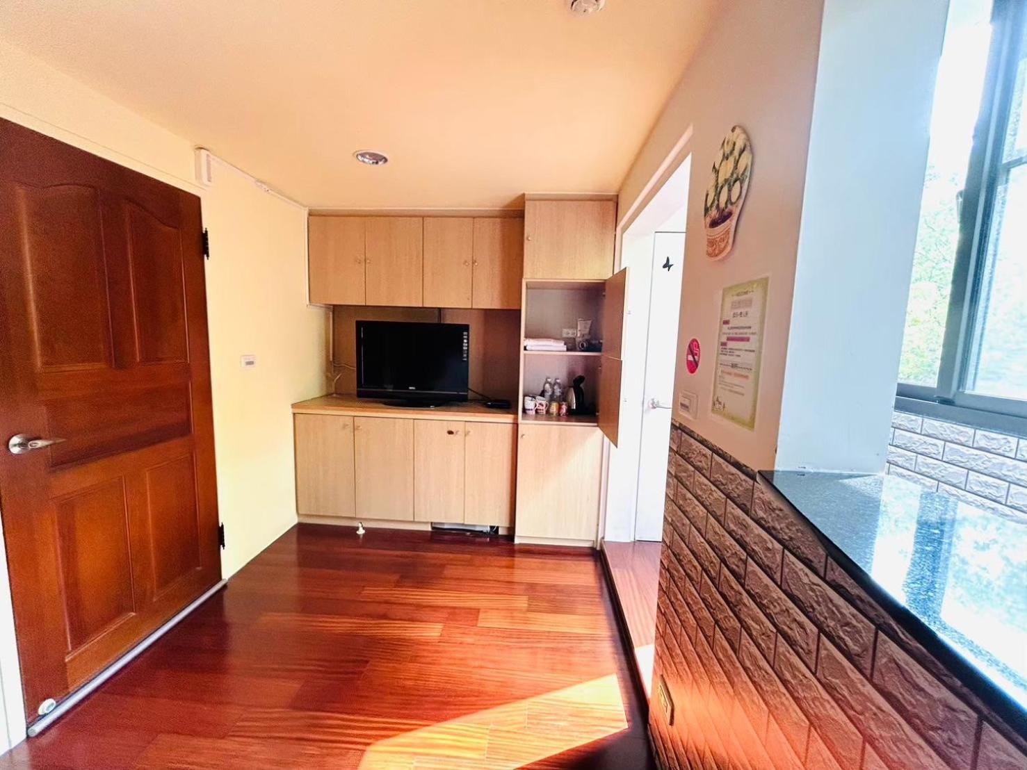 Miaoli Sanyi Travelling Homestay Экстерьер фото